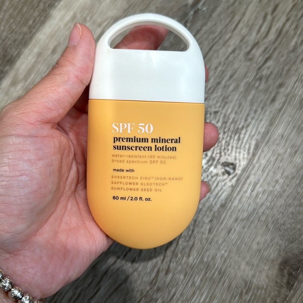 EverEden New York Sunscreen Lotion